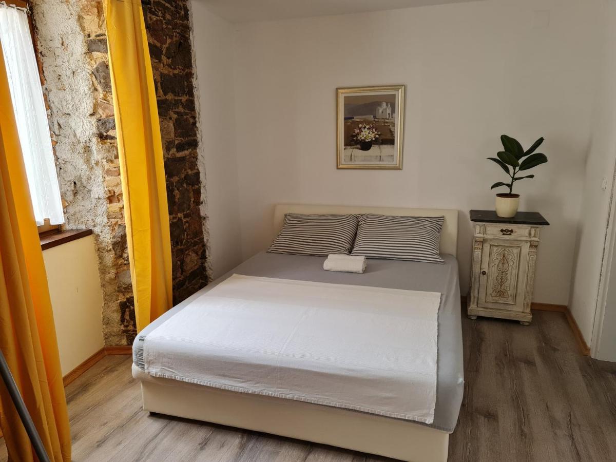 Rustic Daire Senj  Dış mekan fotoğraf